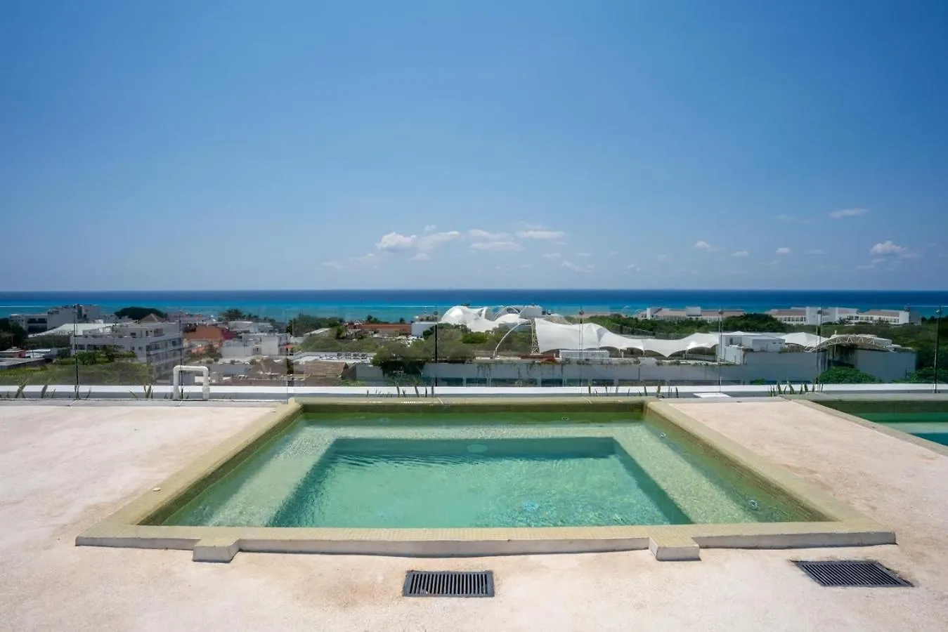 Cozy & Central Apt W/ Rooftop Infinity Pool & Gym Playa del Carmen 0*,